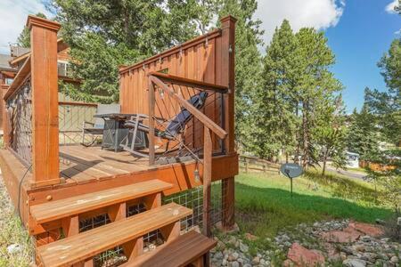 Cabin~Views~Heart Of Town~W&D~Fireplace~Kitchen Woodland Park Exterior foto